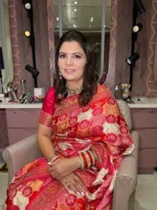 Modern Bridal Hairstyle Artist in Moradabad